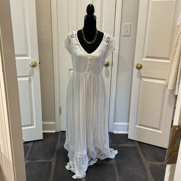 XS Band of Gypsies Gown - Picture 1 of 5